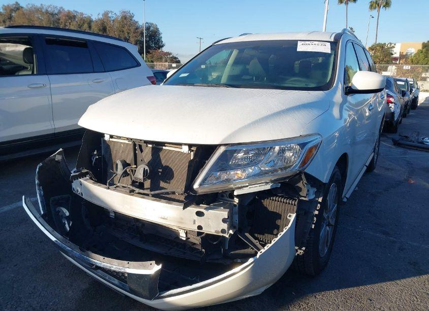 Photo 2 of 2015 Nissan Pathfinder S (VIN 5N1AR2MN4FC681536)