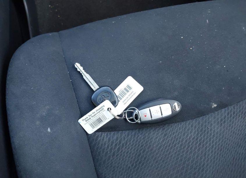 Photo 11 of 2016 Nissan Pathfinder PLATINUM/S/SL/SV (VIN 5N1AR2MN4GC600777)