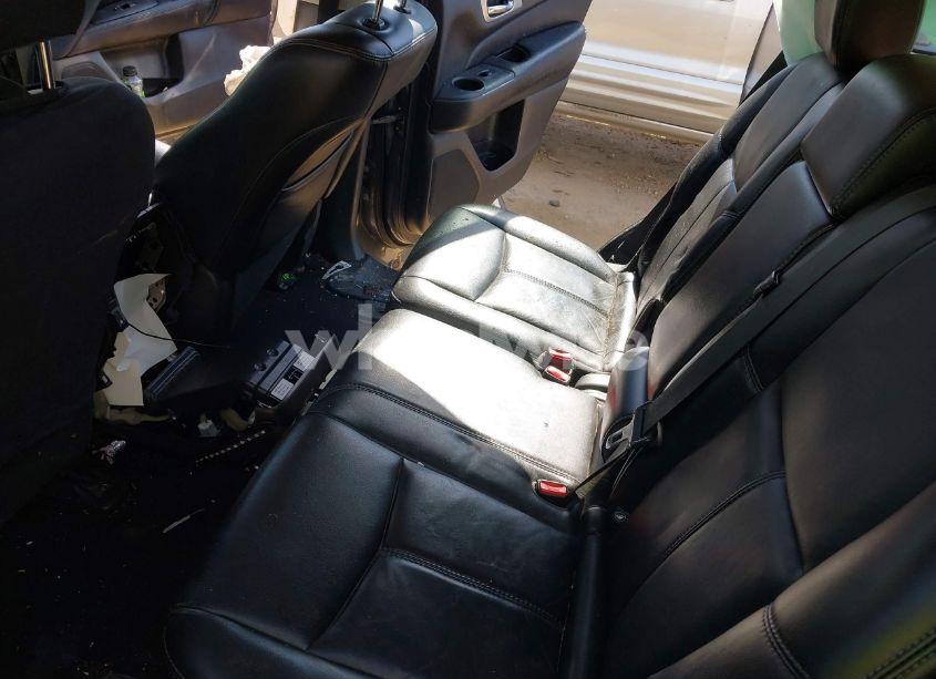 Photo 8 of 2016 Nissan Pathfinder SL (VIN 5N1AR2MN4GC613089)