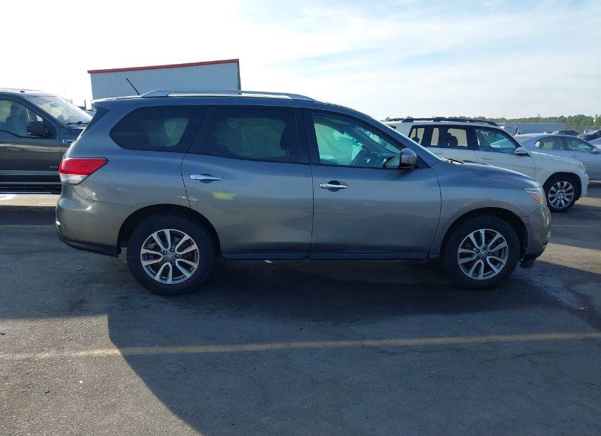 Photo 13 of 2016 Nissan Pathfinder PLATINUM/S/SL/SV (VIN 5N1AR2MN4GC616185)