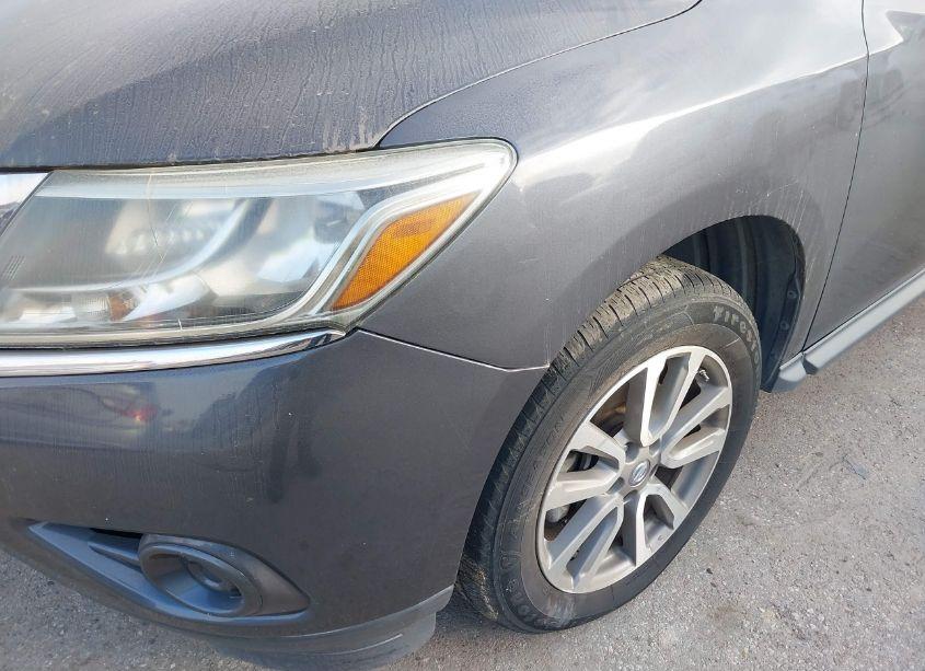 Photo 6 of 2013 Nissan Pathfinder SV (VIN 5N1AR2MN5DC609130)