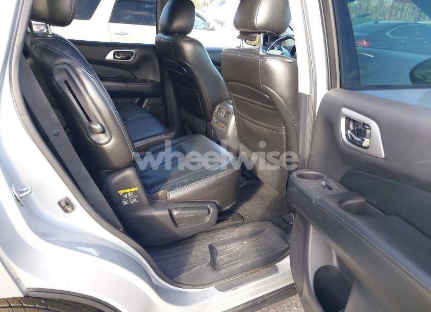 Photo 8 of 2013 Nissan Pathfinder SL (VIN 5N1AR2MN5DC614926)