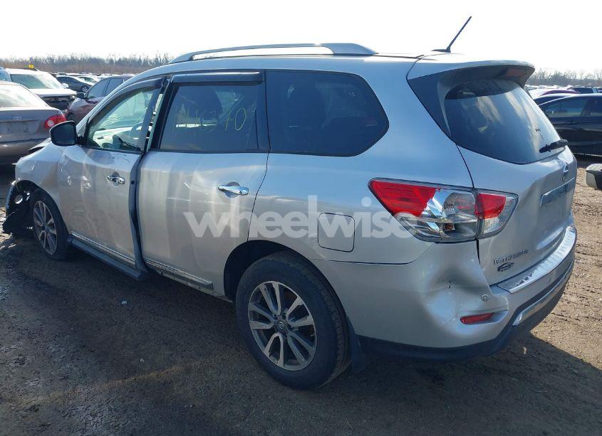 Photo 3 of 2013 Nissan Pathfinder SL (VIN 5N1AR2MN5DC654455)