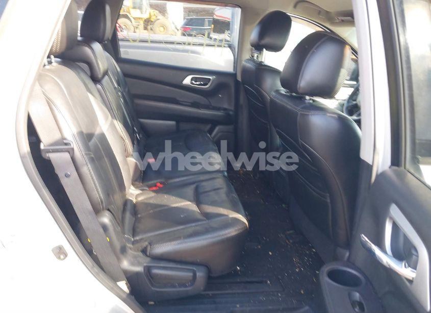 Photo 8 of 2013 Nissan Pathfinder SL (VIN 5N1AR2MN5DC654455)