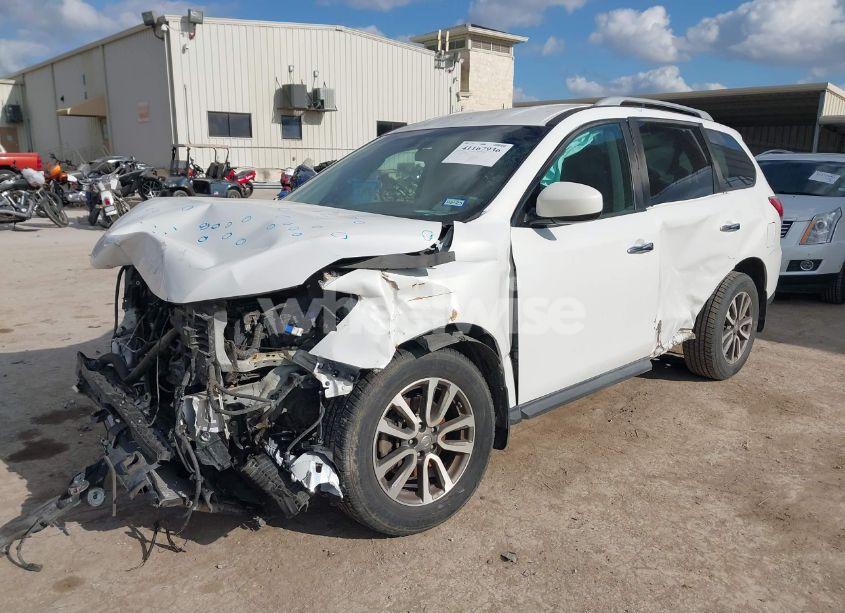 Photo 2 of 2013 Nissan Pathfinder SV (VIN 5N1AR2MN5DC661485)