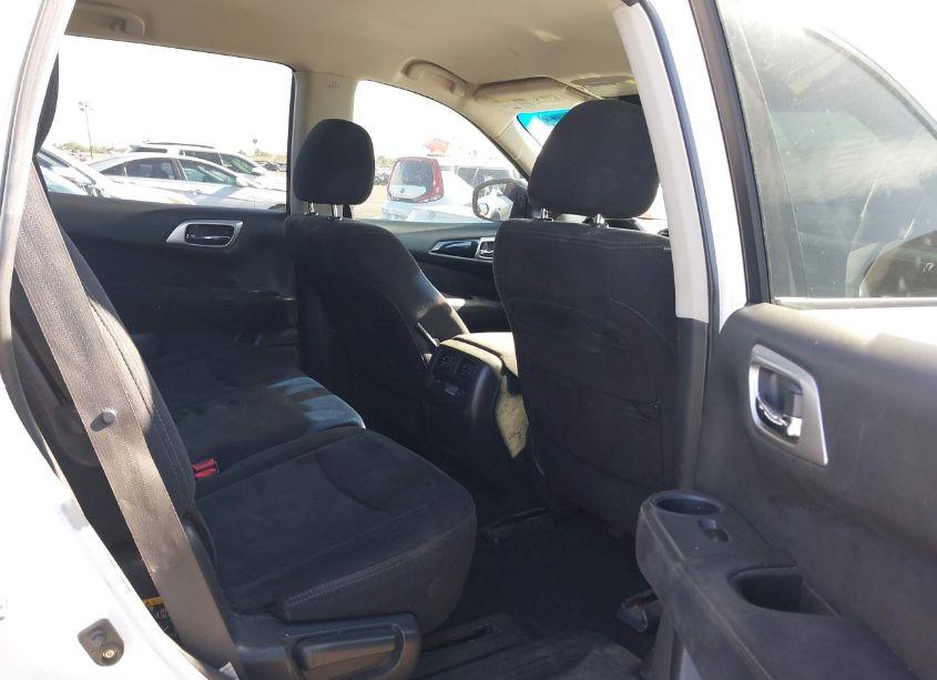 Photo 8 of 2013 Nissan Pathfinder SV (VIN 5N1AR2MN5DC680845)