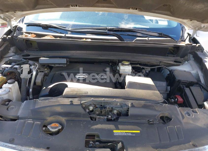 Photo 10 of 2014 Nissan Pathfinder SV (VIN 5N1AR2MN5EC652805)