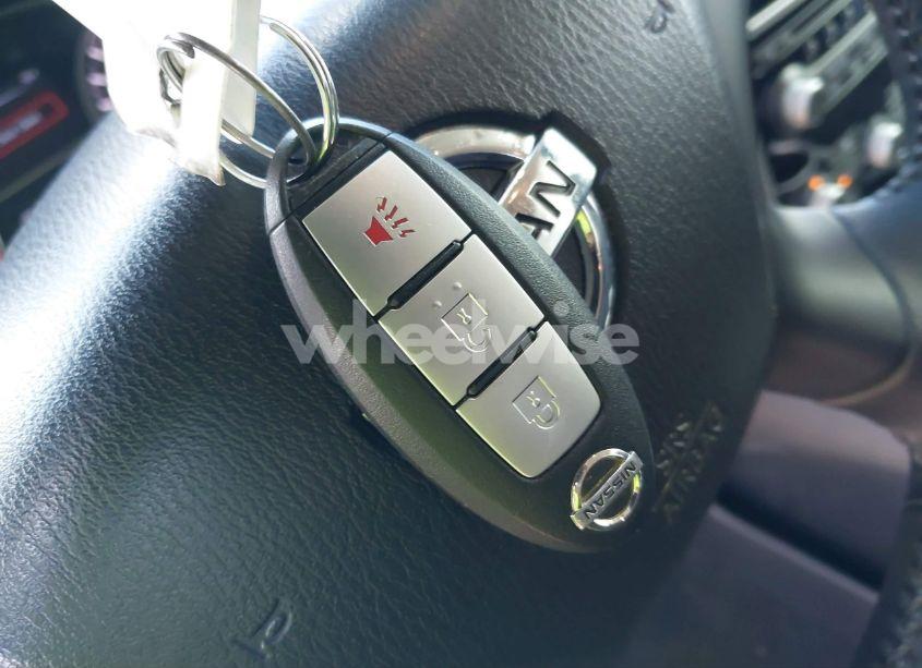 Photo 11 of 2014 Nissan Pathfinder SV (VIN 5N1AR2MN5EC652805)