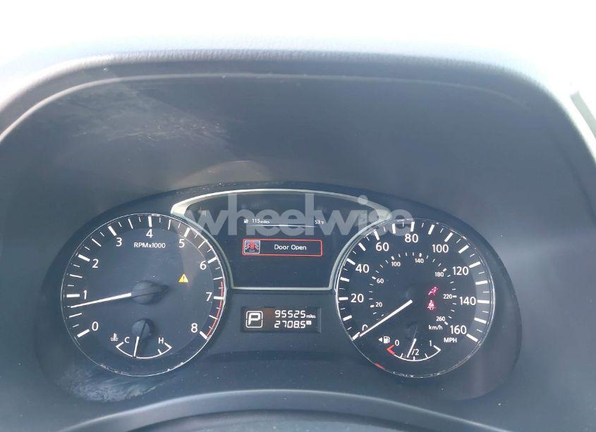 Photo 7 of 2014 Nissan Pathfinder SV (VIN 5N1AR2MN5EC652805)