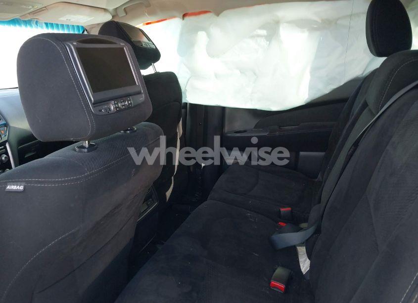 Photo 8 of 2014 Nissan Pathfinder SV (VIN 5N1AR2MN5EC652805)