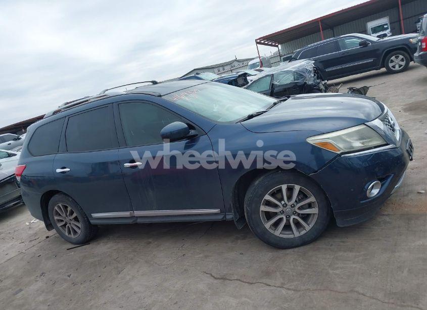 Photo 13 of 2015 Nissan Pathfinder SL (VIN 5N1AR2MN5FC607557)