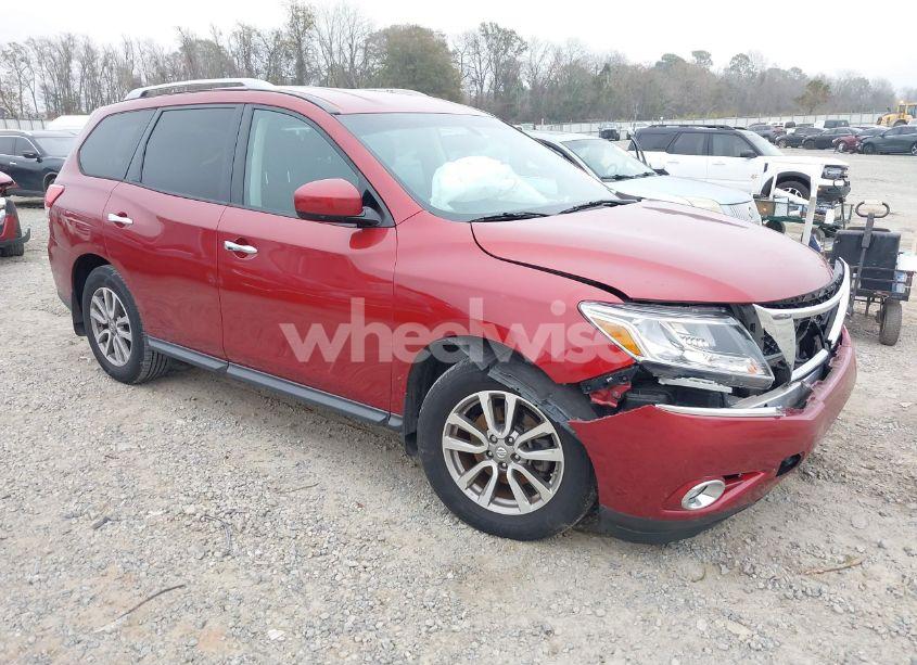 2015 Nissan Pathfinder SV (VIN 5N1AR2MN5FC644608) main photo