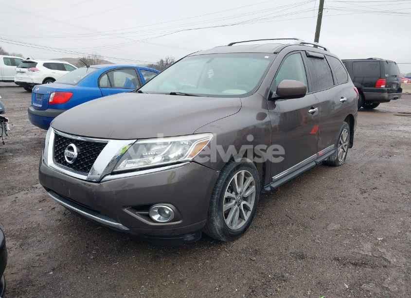Photo 2 of 2015 Nissan Pathfinder SL (VIN 5N1AR2MN5FC688642)