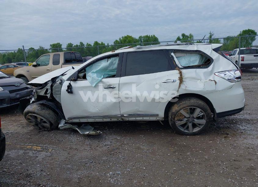 Photo 15 of 2015 Nissan Pathfinder PLATINUM (VIN 5N1AR2MN5FC711062)