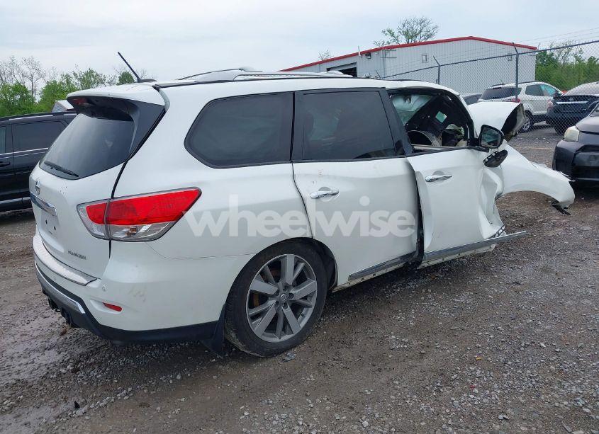 Photo 4 of 2015 Nissan Pathfinder PLATINUM (VIN 5N1AR2MN5FC711062)
