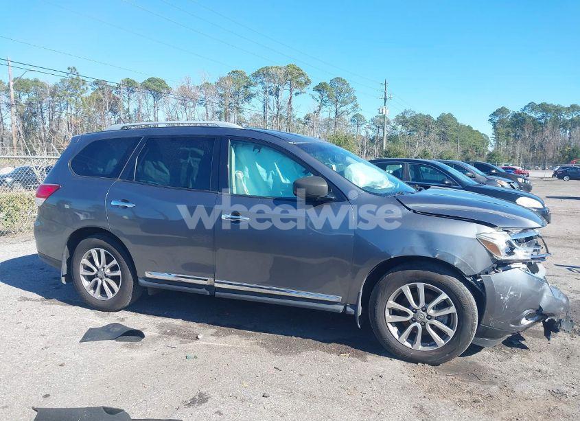 Photo 12 of 2016 Nissan Pathfinder SL (VIN 5N1AR2MN5GC620696)