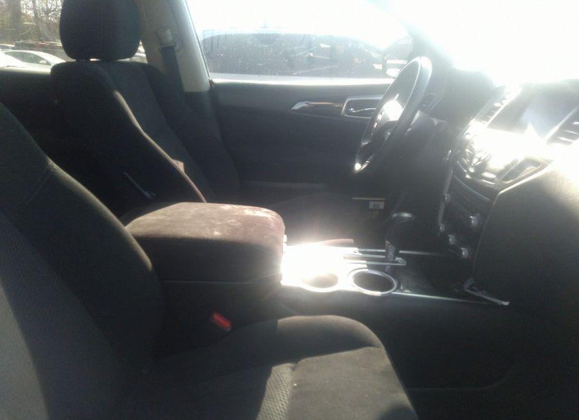 Photo 5 of 2016 Nissan Pathfinder SV (VIN 5N1AR2MN5GC634338)