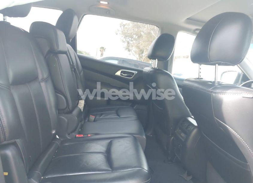 Photo 8 of 2016 Nissan Pathfinder SL (VIN 5N1AR2MN5GC648384)