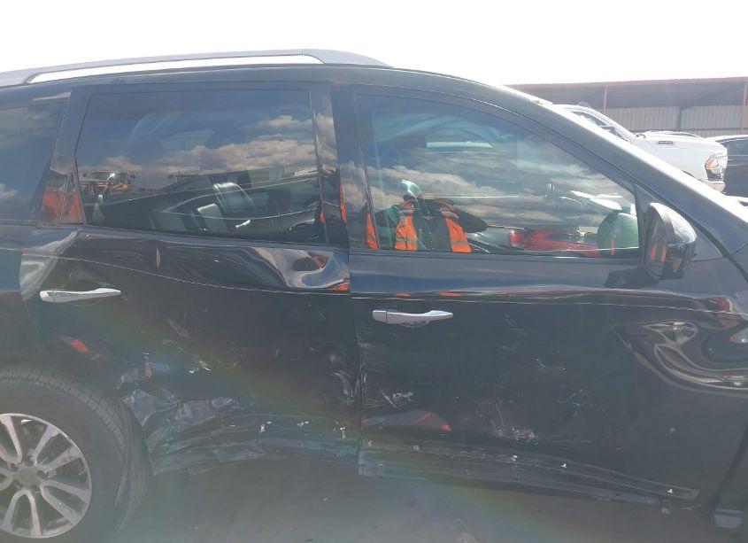 Photo 13 of 2016 Nissan Pathfinder SL (VIN 5N1AR2MN5GC665413)