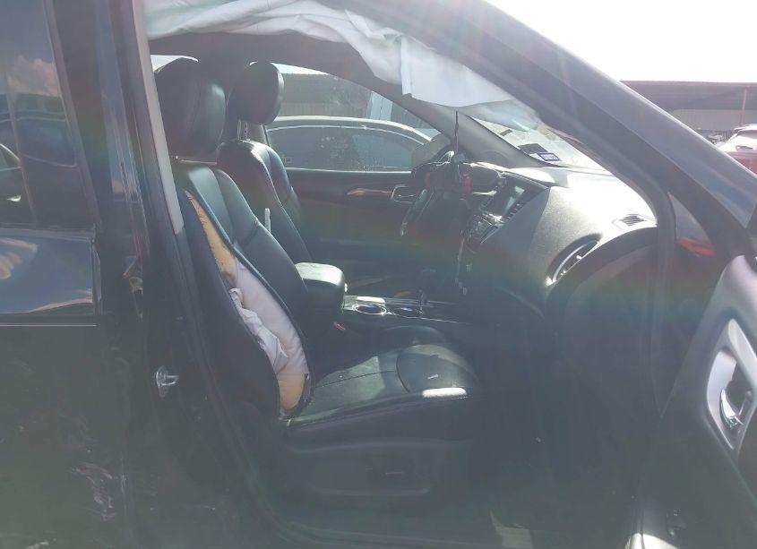 Photo 5 of 2016 Nissan Pathfinder SL (VIN 5N1AR2MN5GC665413)