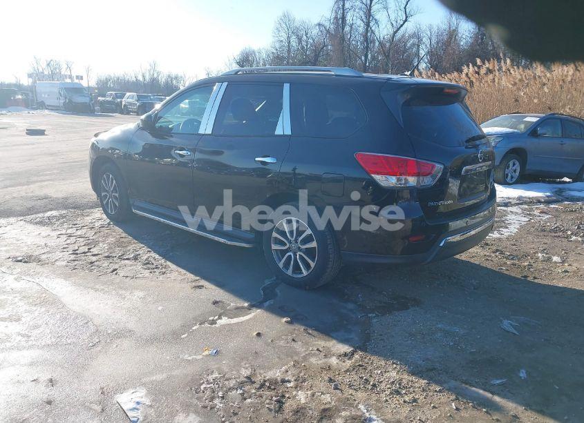 Photo 3 of 2014 Nissan Pathfinder SV (VIN 5N1AR2MN6EC628206)