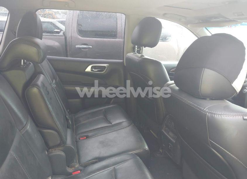 Photo 8 of 2014 Nissan Pathfinder SL (VIN 5N1AR2MN6EC685344)