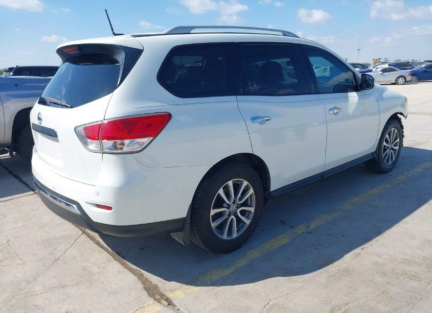 Photo 4 of 2014 Nissan Pathfinder SV (VIN 5N1AR2MN6EC705608)