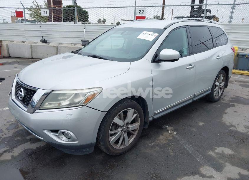 Photo 2 of 2014 Nissan Pathfinder PLATINUM (VIN 5N1AR2MN6EC726507)