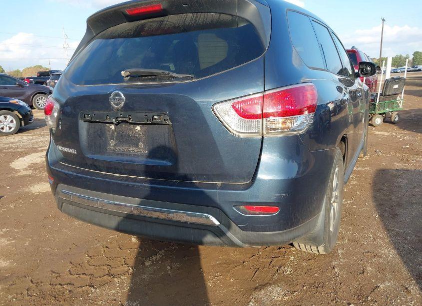 Photo 6 of 2015 Nissan Pathfinder S (VIN 5N1AR2MN6FC620611)