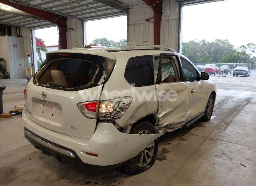 Photo 6 of 2015 Nissan Pathfinder SL (VIN 5N1AR2MN6FC636761)