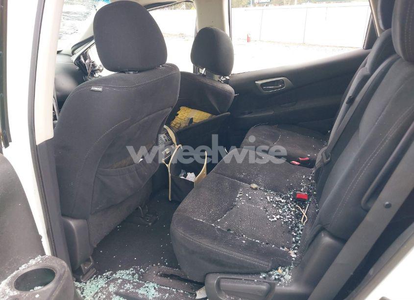 Photo 8 of 2015 Nissan Pathfinder S (VIN 5N1AR2MN6FC647842)