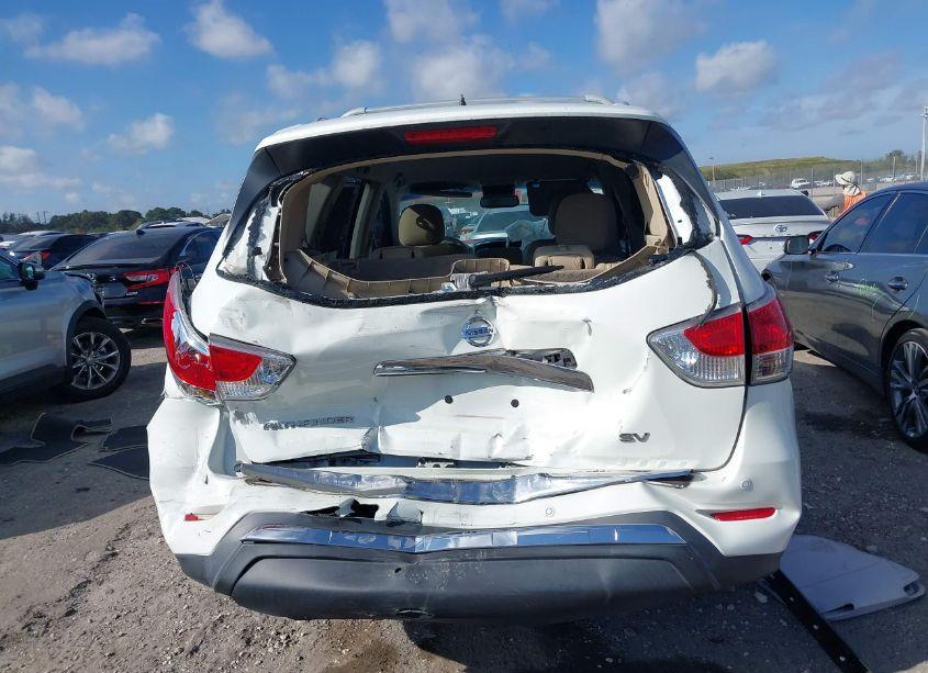 Photo 16 of 2015 Nissan Pathfinder SV (VIN 5N1AR2MN6FC649431)