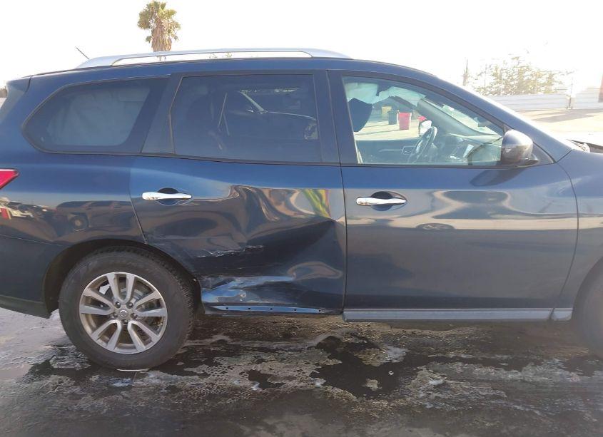 Photo 13 of 2015 Nissan Pathfinder S (VIN 5N1AR2MN6FC659909)