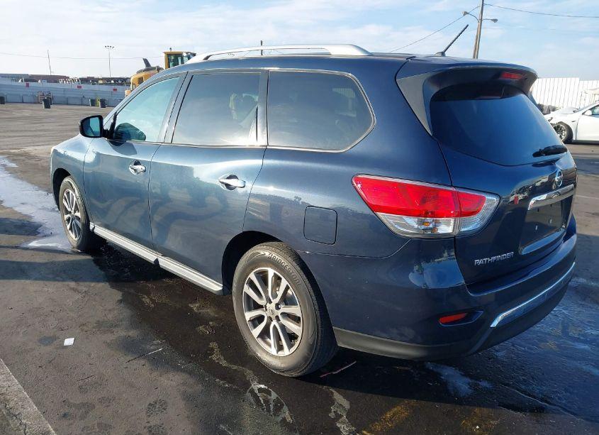 Photo 3 of 2015 Nissan Pathfinder S (VIN 5N1AR2MN6FC659909)