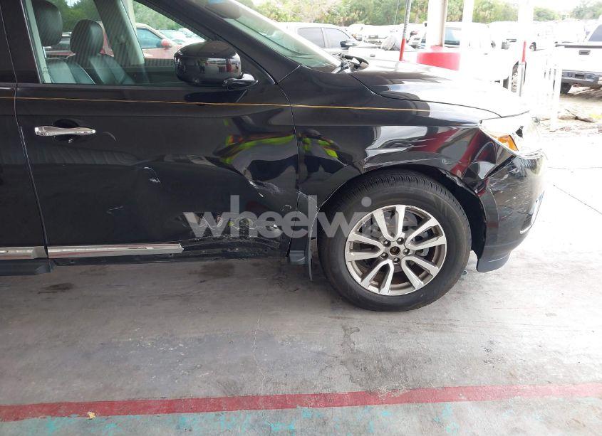 Photo 6 of 2015 Nissan Pathfinder SL (VIN 5N1AR2MN6FC699035)