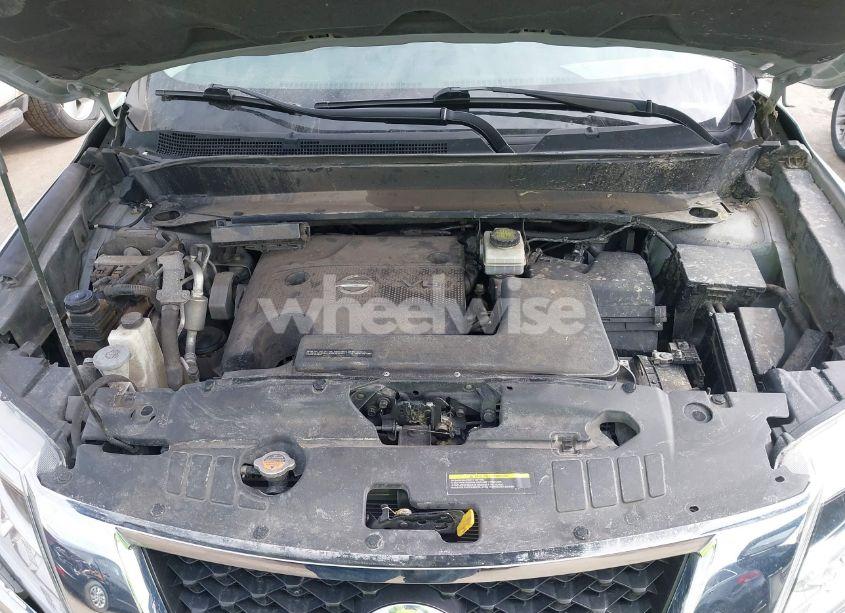 Photo 10 of 2015 Nissan Pathfinder SV (VIN 5N1AR2MN6FC706632)