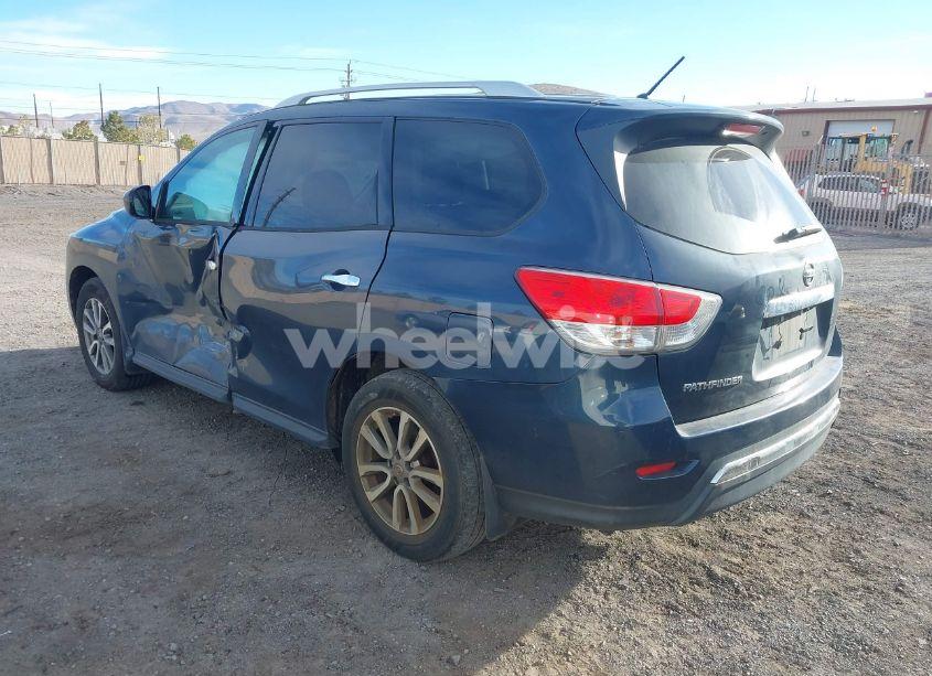 Photo 3 of 2016 Nissan Pathfinder S (VIN 5N1AR2MN6GC606466)