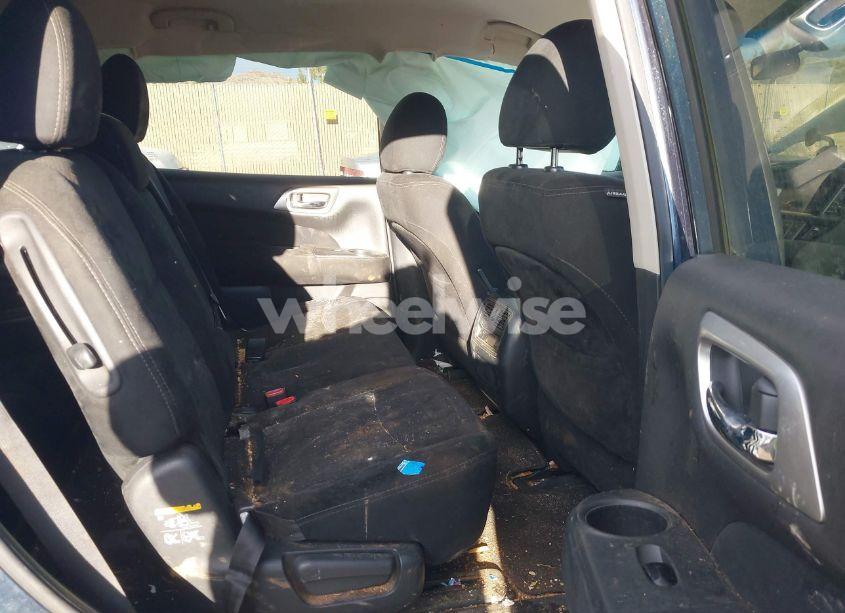 Photo 8 of 2016 Nissan Pathfinder S (VIN 5N1AR2MN6GC606466)