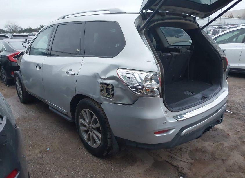 Photo 3 of 2016 Nissan Pathfinder SL (VIN 5N1AR2MN6GC613613)