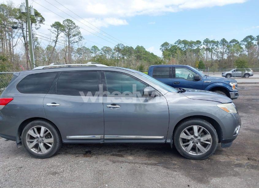 Photo 13 of 2016 Nissan Pathfinder PLATINUM (VIN 5N1AR2MN6GC619315)