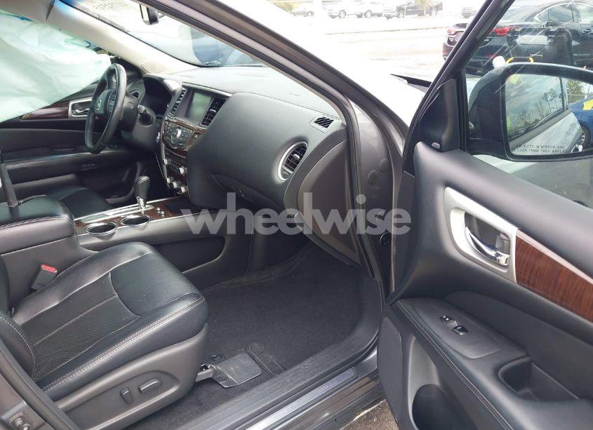 Photo 5 of 2016 Nissan Pathfinder PLATINUM (VIN 5N1AR2MN6GC619315)