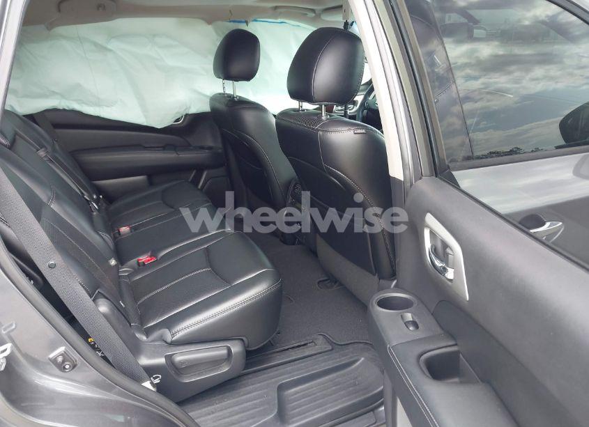 Photo 8 of 2016 Nissan Pathfinder PLATINUM (VIN 5N1AR2MN6GC619315)