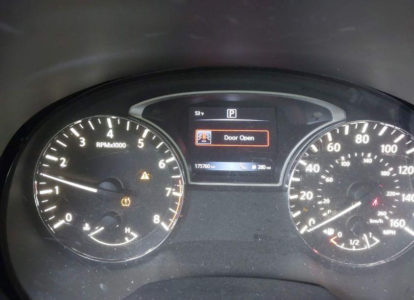 Photo 7 of 2016 Nissan Pathfinder SL (VIN 5N1AR2MN6GC656803)