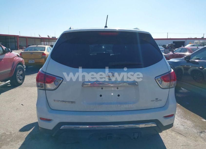 Photo 16 of 2016 Nissan Pathfinder S (VIN 5N1AR2MN6GC669566)