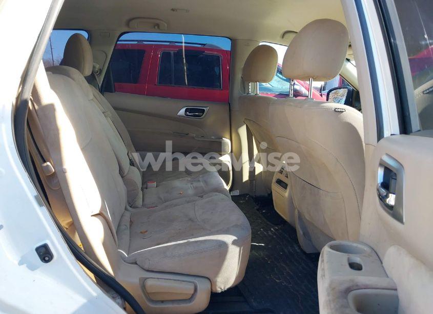Photo 8 of 2016 Nissan Pathfinder S (VIN 5N1AR2MN6GC669566)