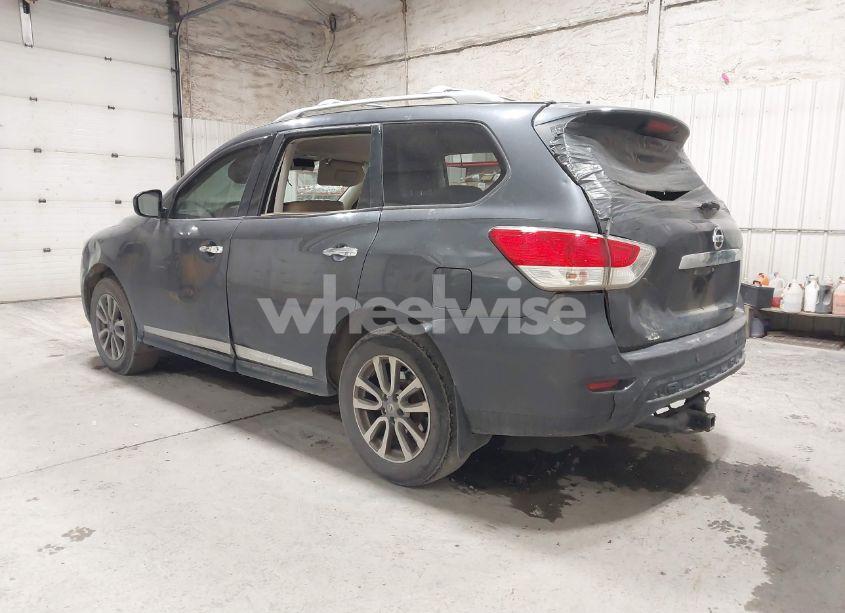 Photo 3 of 2013 Nissan Pathfinder SL (VIN 5N1AR2MN7DC600669)