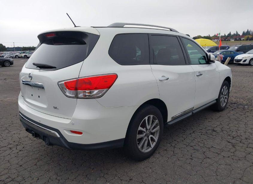 Photo 4 of 2013 Nissan Pathfinder SL (VIN 5N1AR2MN7DC637902)