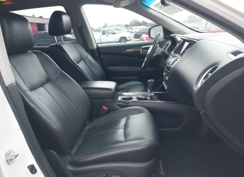 Photo 5 of 2013 Nissan Pathfinder SL (VIN 5N1AR2MN7DC637902)