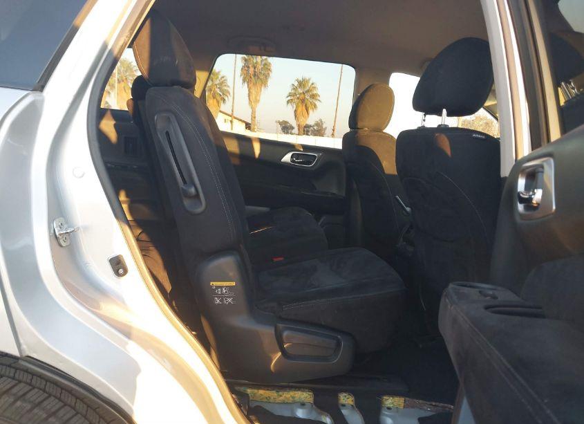 Photo 8 of 2013 Nissan Pathfinder S (VIN 5N1AR2MN7DC649760)