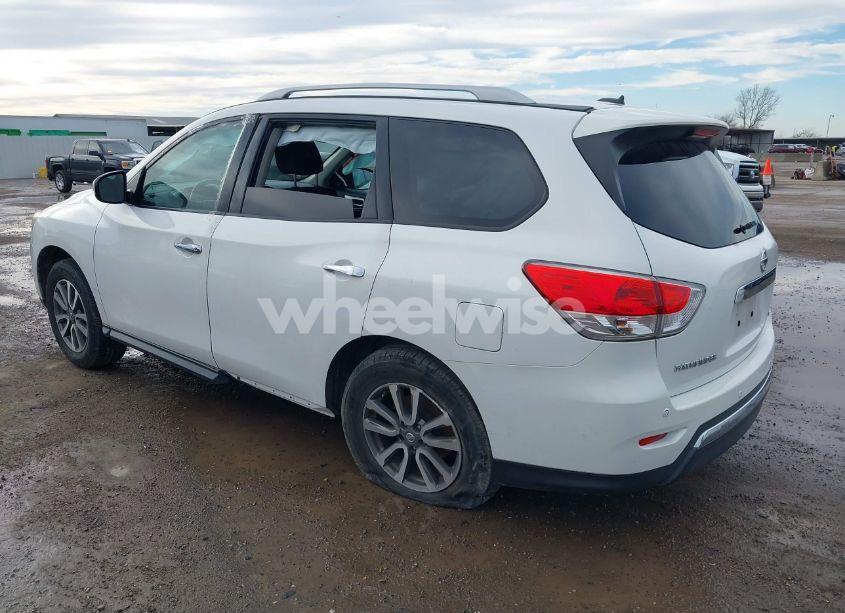 Photo 3 of 2013 Nissan Pathfinder SV (VIN 5N1AR2MN7DC663576)